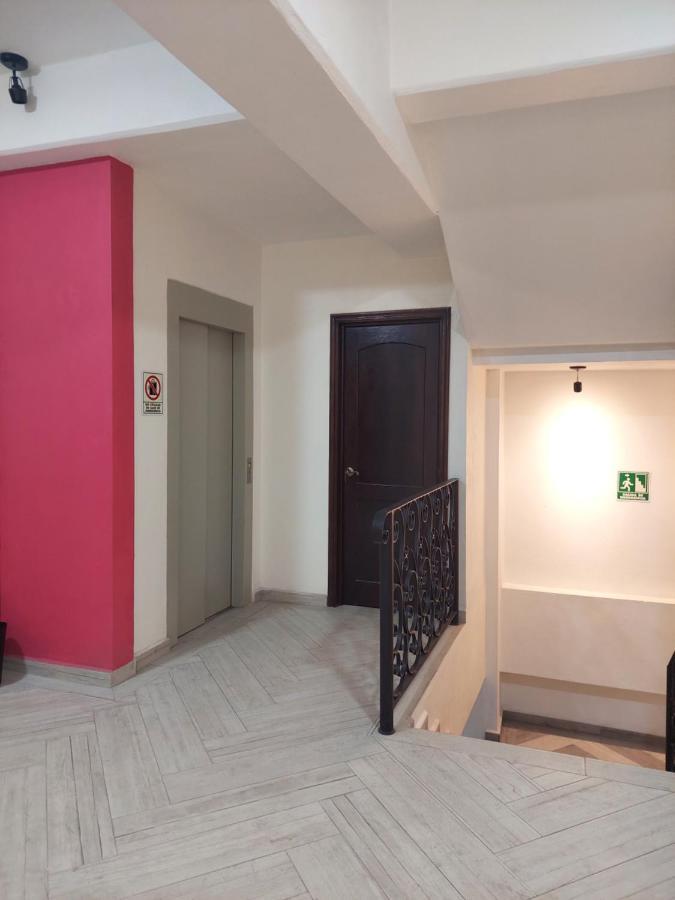 Hotel Cantera Jaguar ซาน ฮวน ตีโอตีฮัวคัน ภายนอก รูปภาพ
